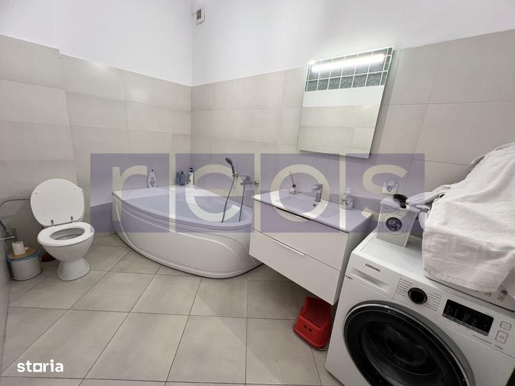 Apartament cu 3 camere decomandat în 1 Mai