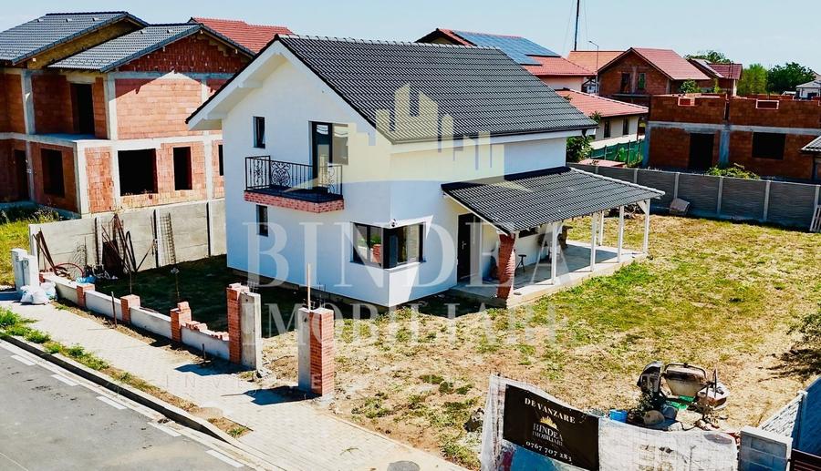 Casă individuală cu 6 camere cu Canalizare în Giarmata