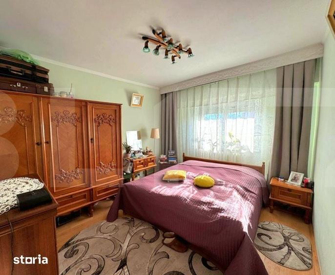 Apartament cu 6 camere decomandat în Central