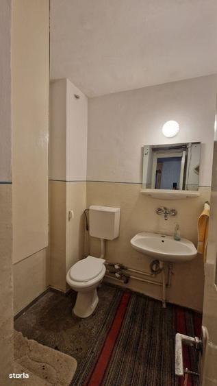 Apartament cu 3 camere decomandat în Dacia