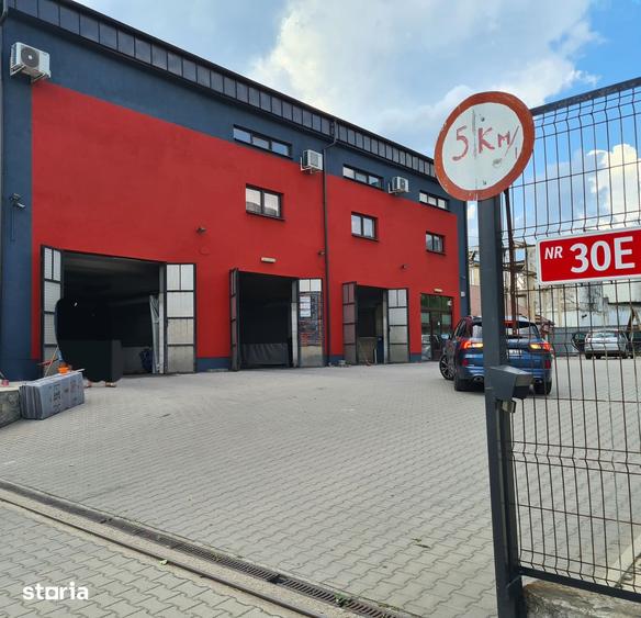 Spațiu comercial, de 400 mp, în Valea Borcutului