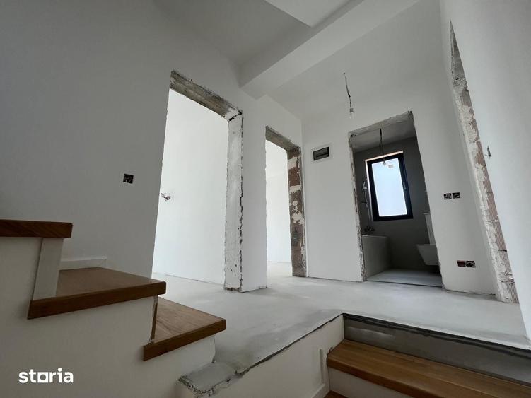 Casă cu 6 camere cu Teren 300 Mp în Tunari