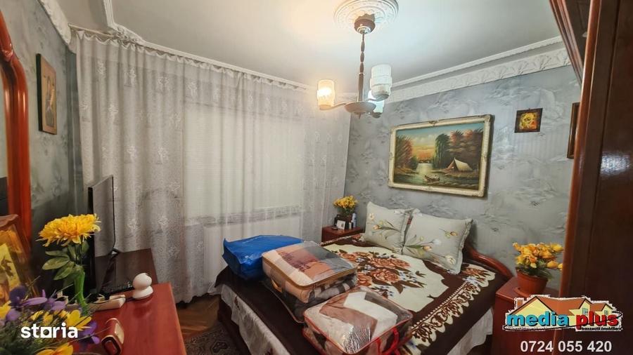 Apartament cu 2 camere decomandat în Micro 13