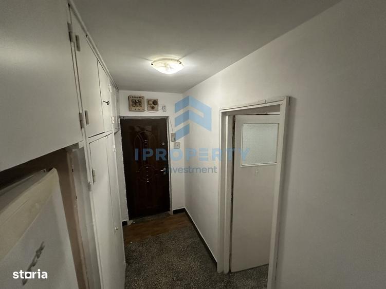 Apartament cu 3 camere semidecomandat în Central