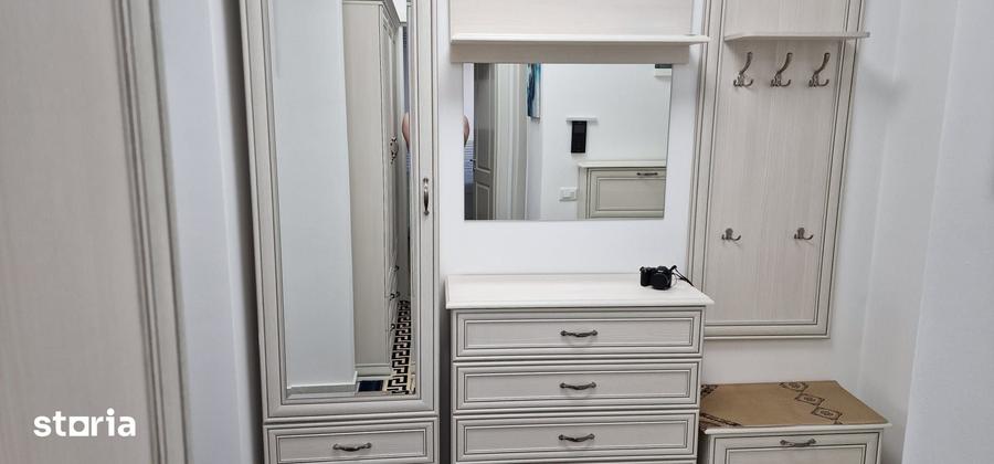 Apartament cu 3 camere decomandat în Păcurari