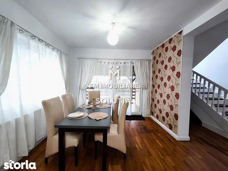 Casă cu 5 camere cu Teren 800 Mp în Valea Borcutului