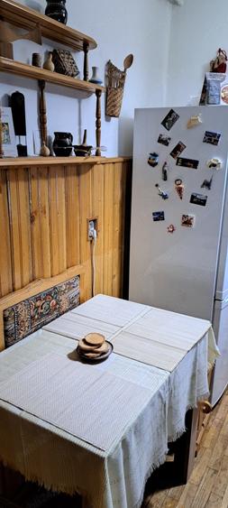 Apartament cu 3 camere decomandat în Roșiori de Vede