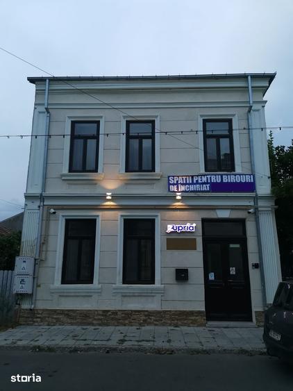 Spațiu comercial, de 258 mp, în Central