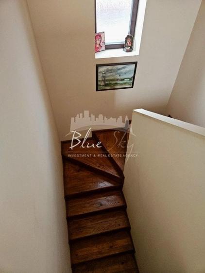 Duplex cu 7 camere cu Canalizare în Cumpăna