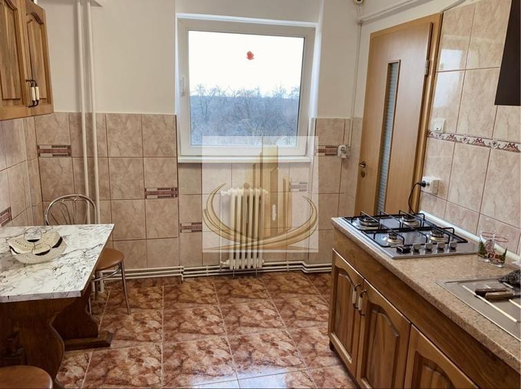 Apartament cu 2 camere decomandat, mobilat în Ultracentral