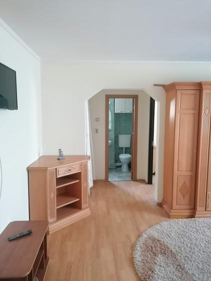 Inchiriez apartament cu doua camere - 3