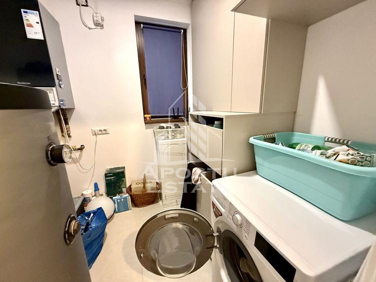 Casă individuală cu 4 camere cu Canalizare în Ghirodei