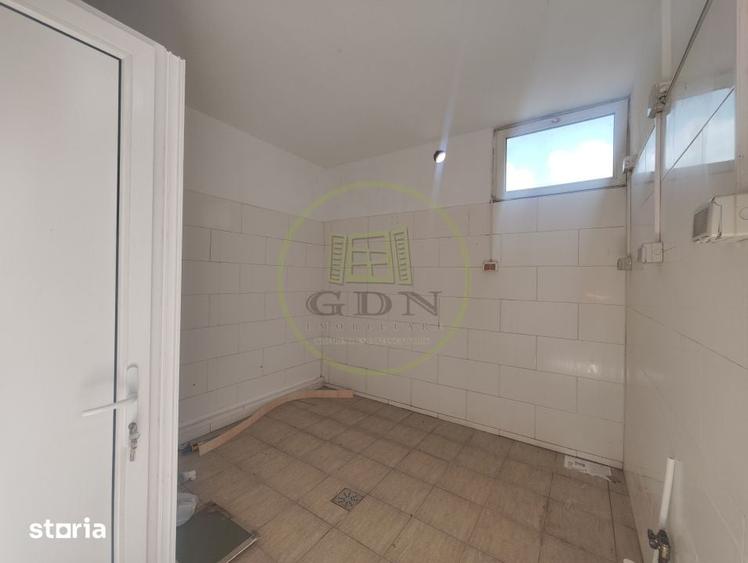 Casă cu 3 camere cu Teren 458 Mp în Central
