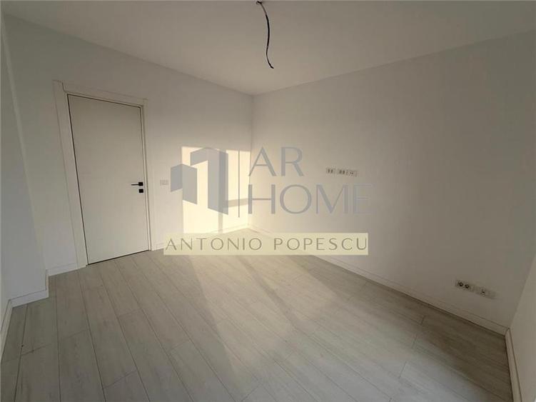 Apartament cu 3 camere decomandat în Albert