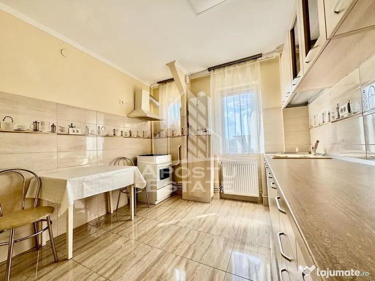 Apartament cu 2 camere decomandat în Podgoria