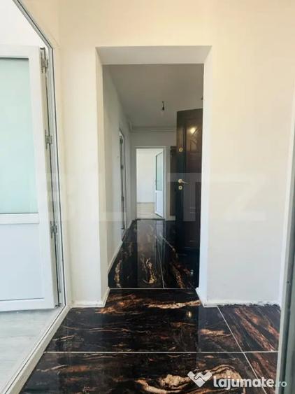 Apartament cu 2 camere decomandat în Noua