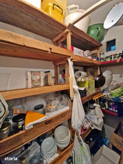 Apartament cu 3 camere semidecomandat în Crângași