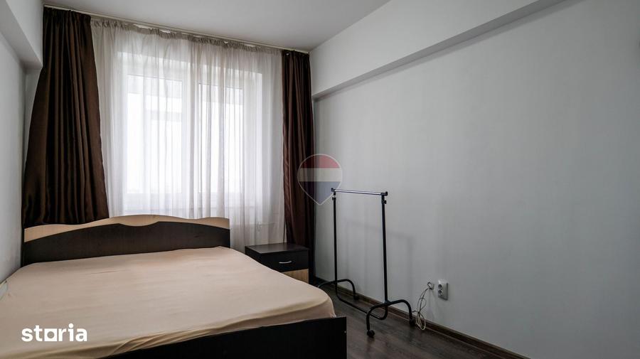 Apartament cu 3 camere în Tei
