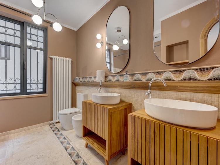 Apartament cu 4 camere semidecomandat în Dorobanți