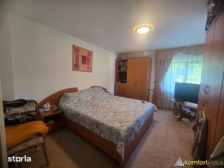 Casă cu 4 camere cu Teren 5500 Mp în Luncani
