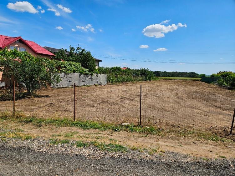 Teren Construcții intravilan de 1870 mp, în Vadu Anei