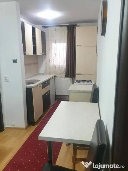 Garsonieră decomandată în Tătărași