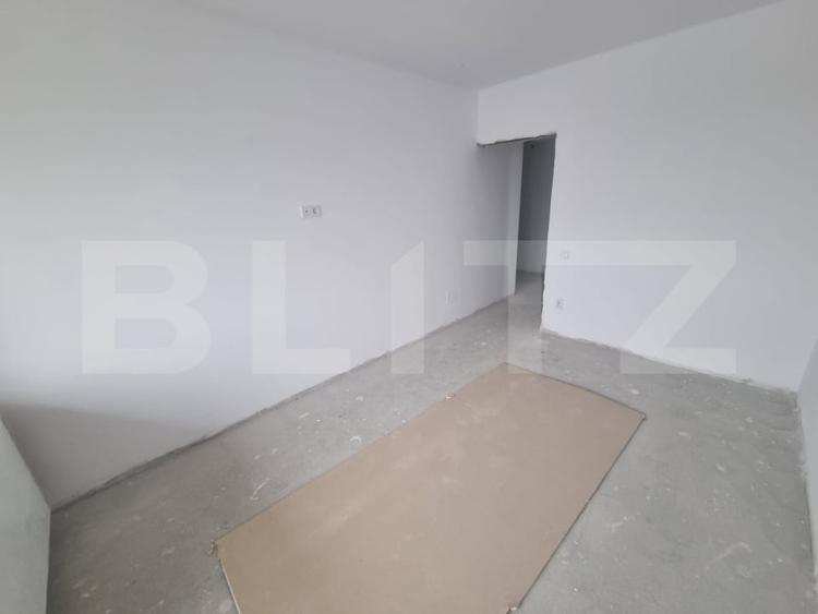 Apartament cu 2 camere decomandat în Exterior Est