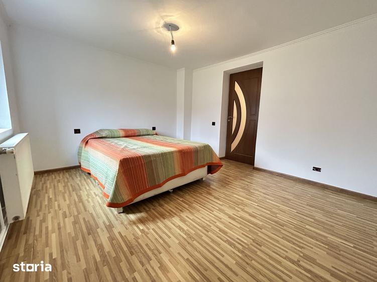 Casă cu 6 camere cu Teren 1150 Mp în Odobești