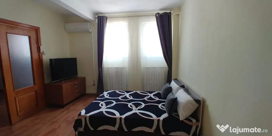 Apartament cu 2 camere nedecomandat în Parcul Carol