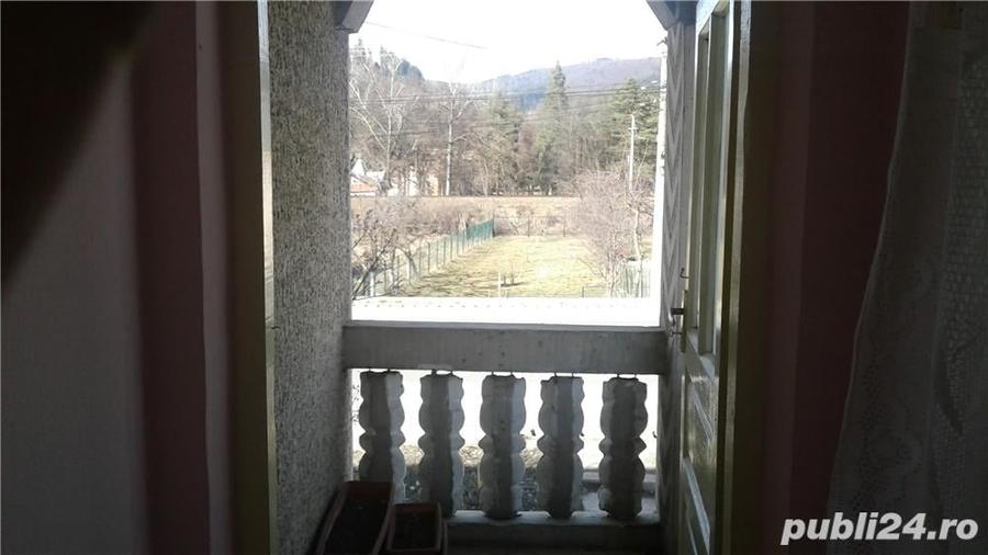 Casă cu 6 camere cu Teren 250 Mp în Capu Câmpului