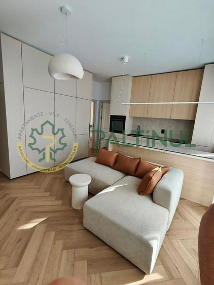 Apartament cu 3 camere decomandat, mobilat în Turnișor