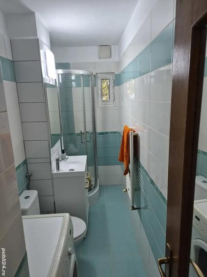 Apartament cu 2 camere semidecomandat în 7 Noiembrie
