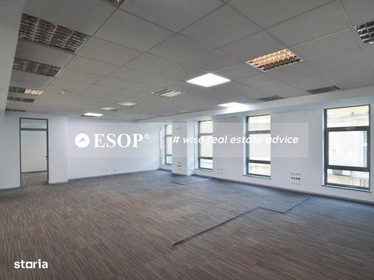 Spațiu comercial, de 300 mp, în Romană