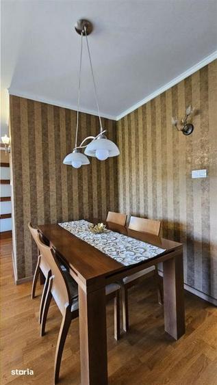 Apartament cu 4 camere în Gruia