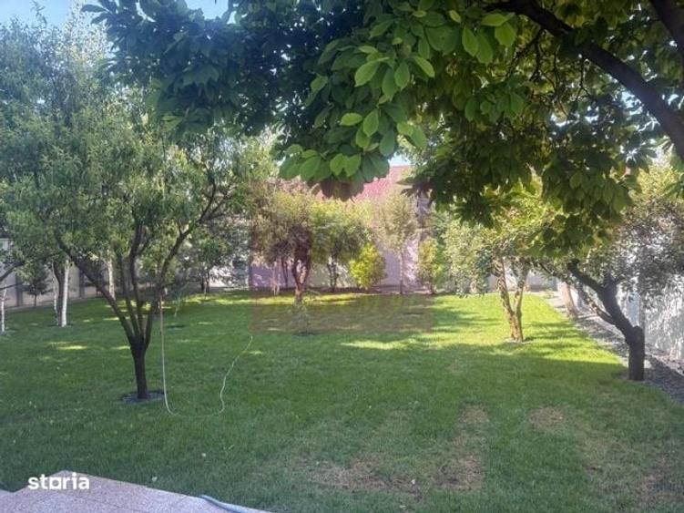 Casă cu 4 camere cu Teren 1700 Mp în Sud