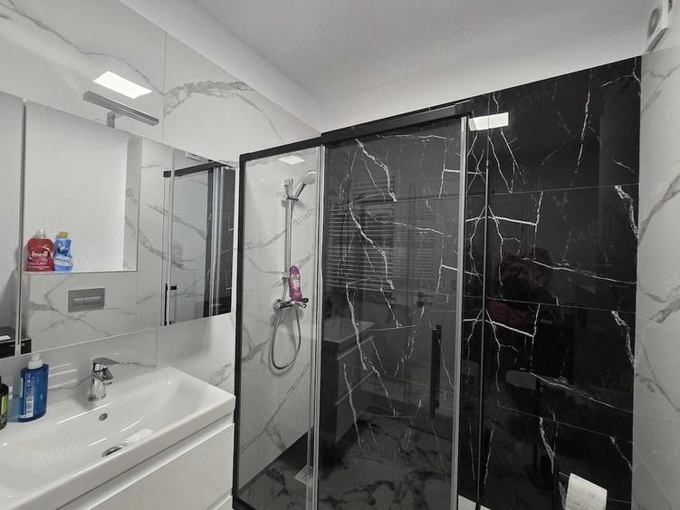 Apartament cu 2 camere decomandat în Metalurgiei