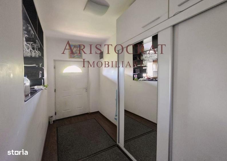 Casă cu 3 camere în Ostratu