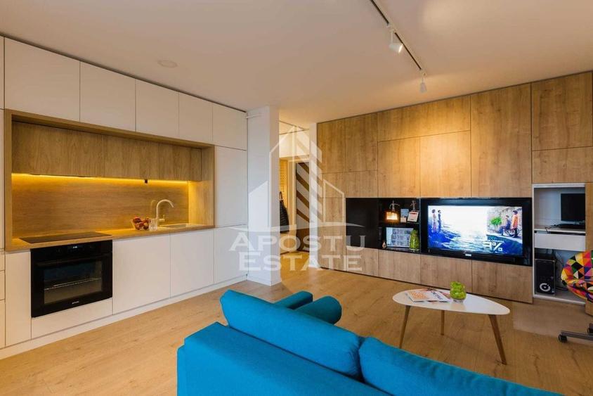 Apartament cu 2 camere semidecomandat, mobilat în Soarelui