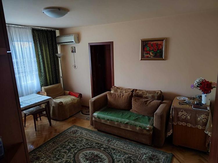 Apartament cu 2 camere nedecomandat în Central