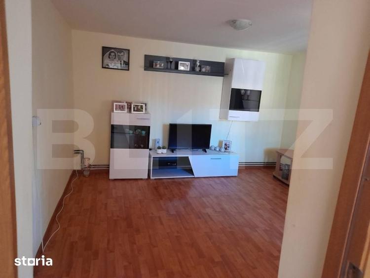 Casă cu 2 camere cu Teren 984 Mp în Stremț