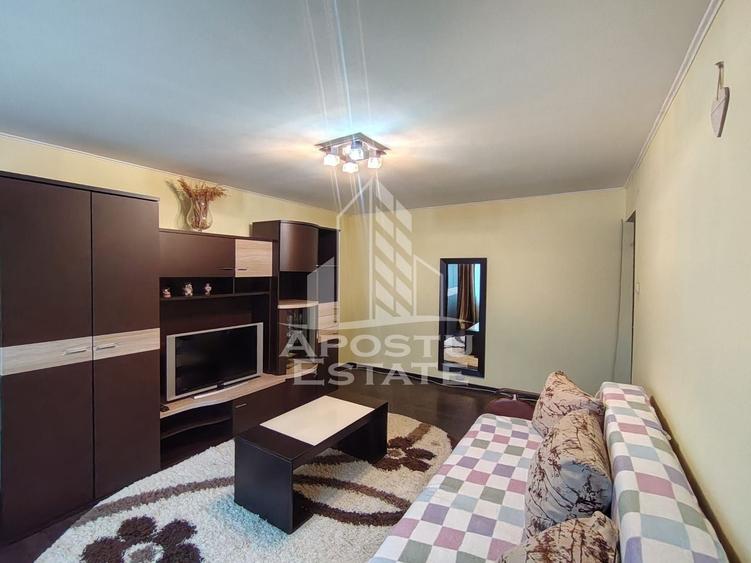 Apartament cu 2 camere decomandat în Bucovina