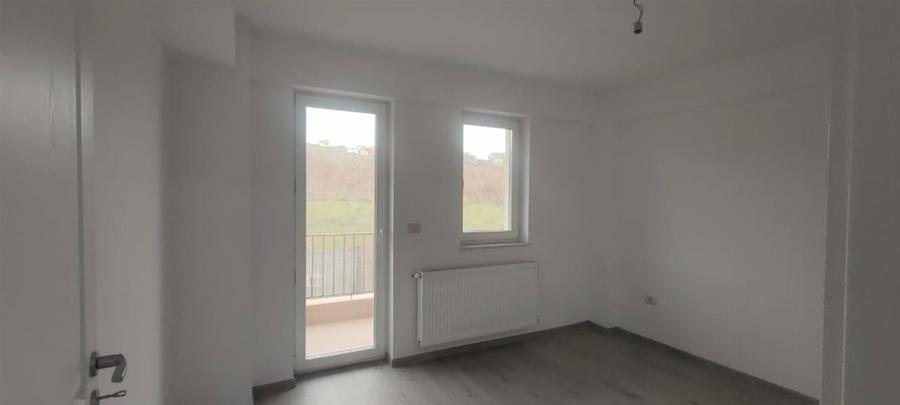 Apartament cu 2 camere decomandat în Bucium