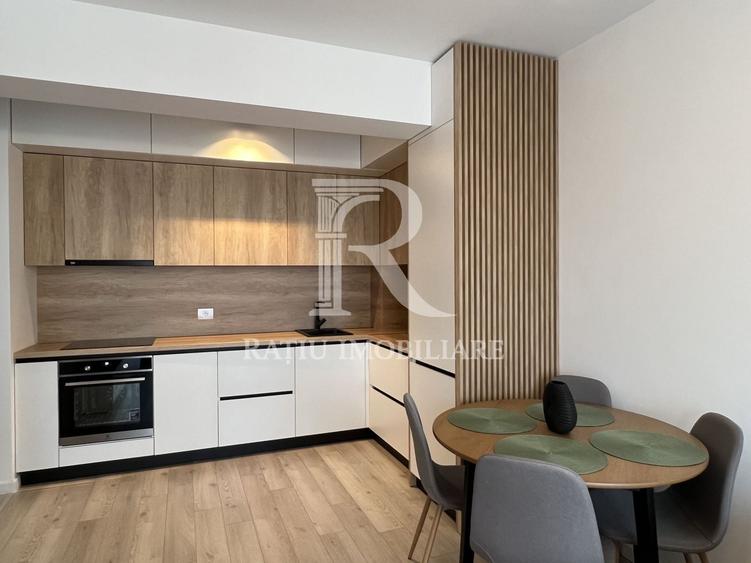 Apartament cu 3 camere decomandat, mobilat în Calea Aradului