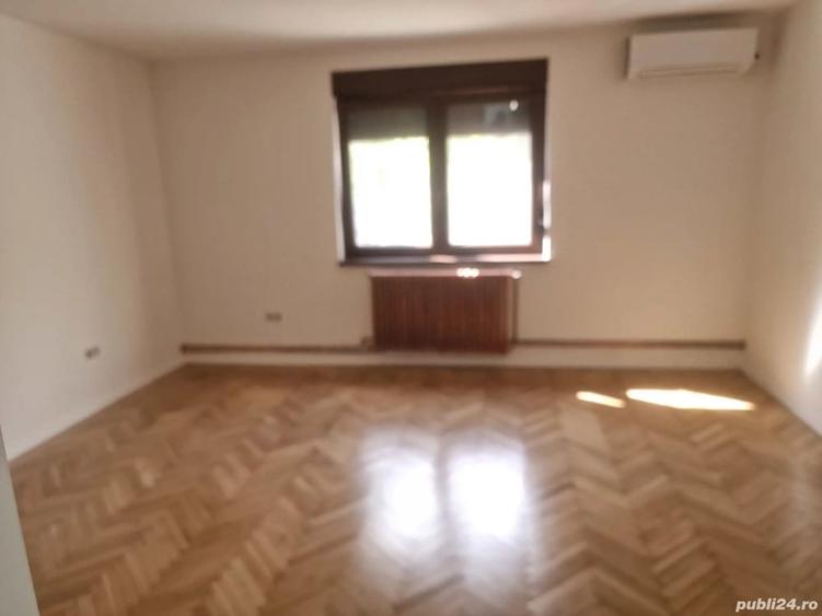 Spațiu comercial, de 230 mp, în Simion Bărnuțiu