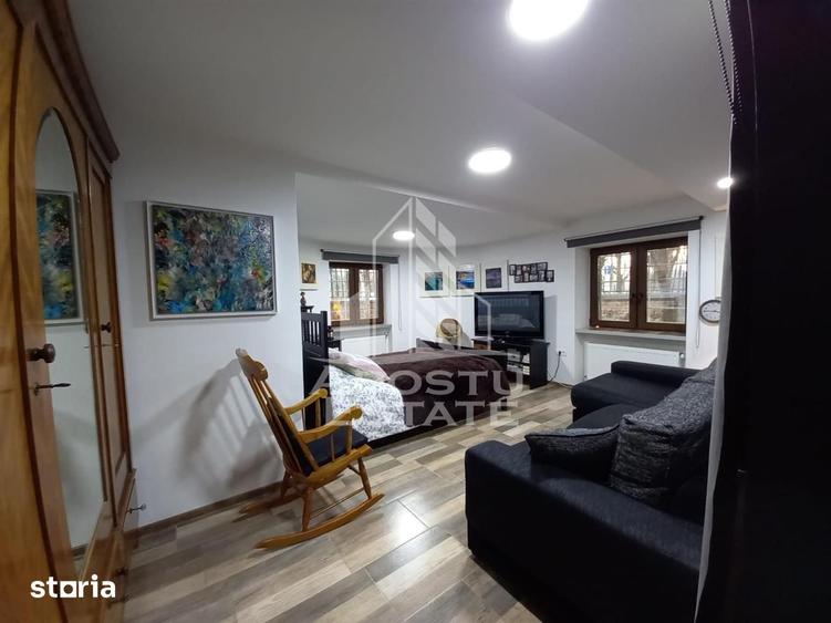 Apartament cu 3 camere în Central
