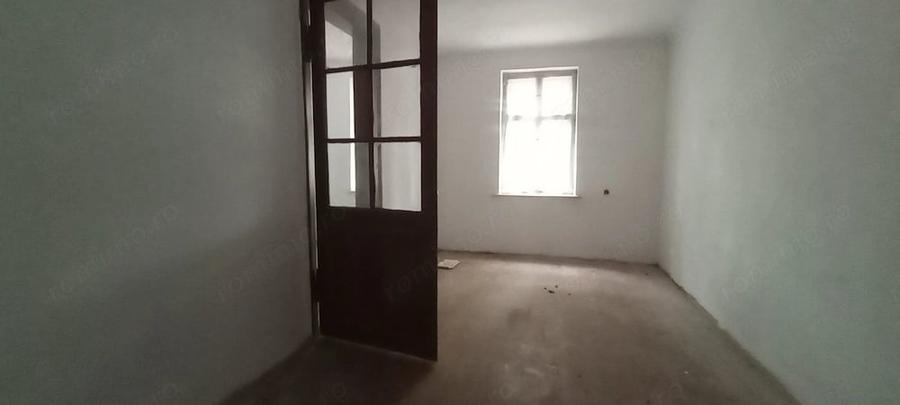 Casă cu 3 camere cu Teren 150 Mp în Gai