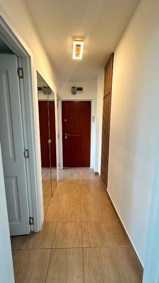 Apartament cu 2 camere semidecomandat, mobilat în Dacia