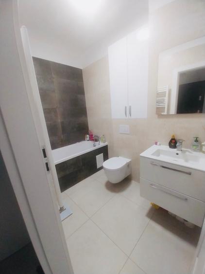 Apartament cu 2 camere decomandat în Exterior Vest
