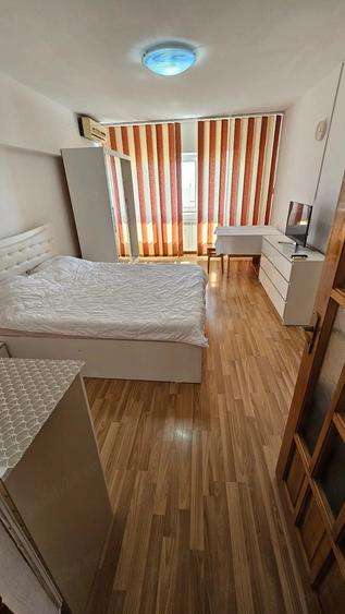 Garsonieră semidecomandată în Gara