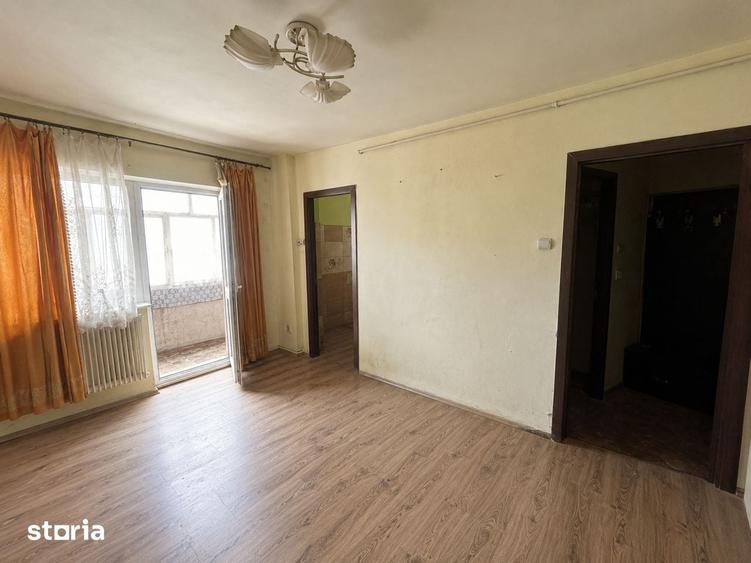 Racadau - Garsoniera de renovat, etaj 1/6, balcon generos! - 5